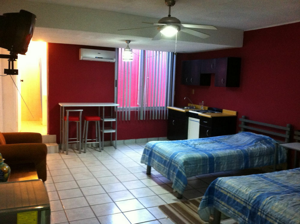 Hotel Soyforaneo Monterrey Extérieur photo